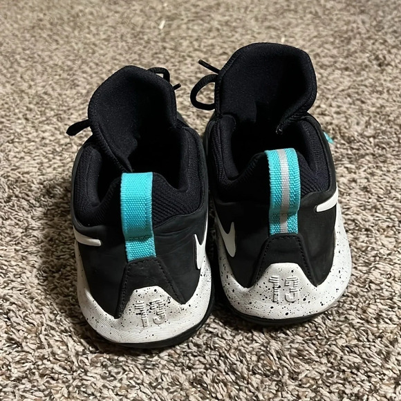 COPY - Nike PG 1 Women’s Size 8 Running Black/Blue Basketball Shoes - Picture 7 of 11